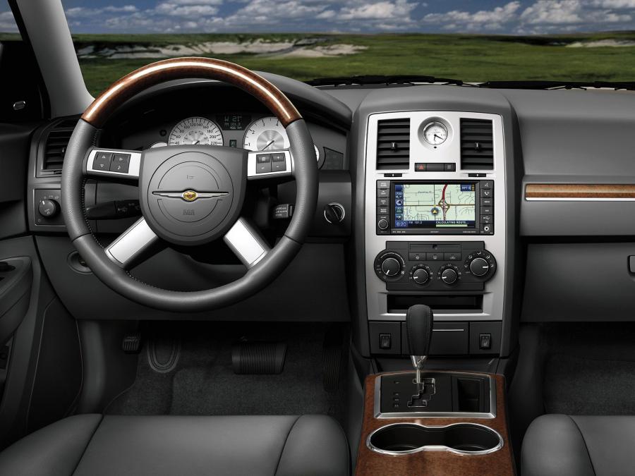  Chrysler 300C 2004 года  (фото 24 из 36)